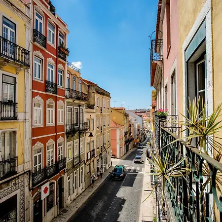 Shared With Bright Private Patio In *